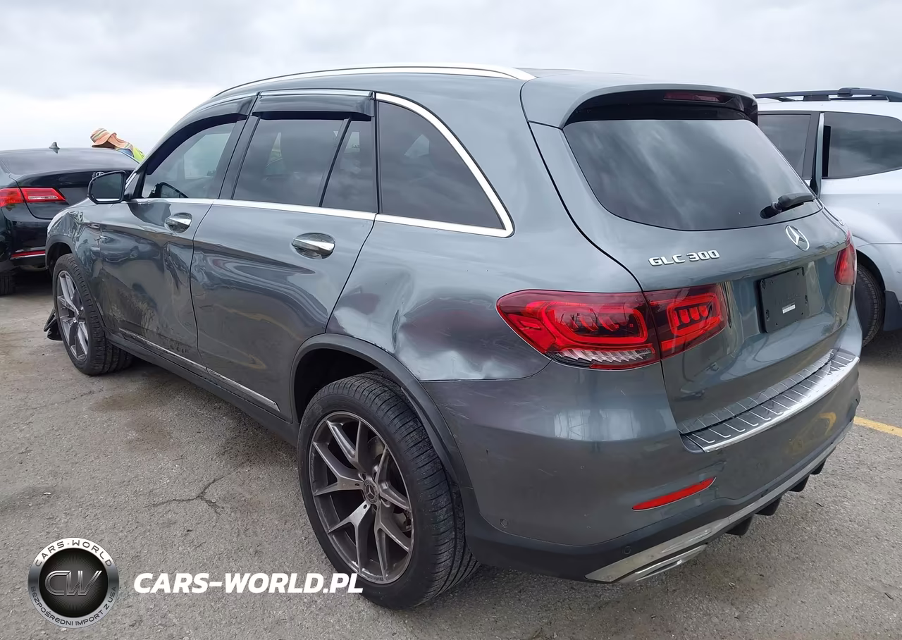 2021 Mercedes-Benz Glc 300 4Matic Suv VIN:W1N0G8EB2MF917201 - 3
