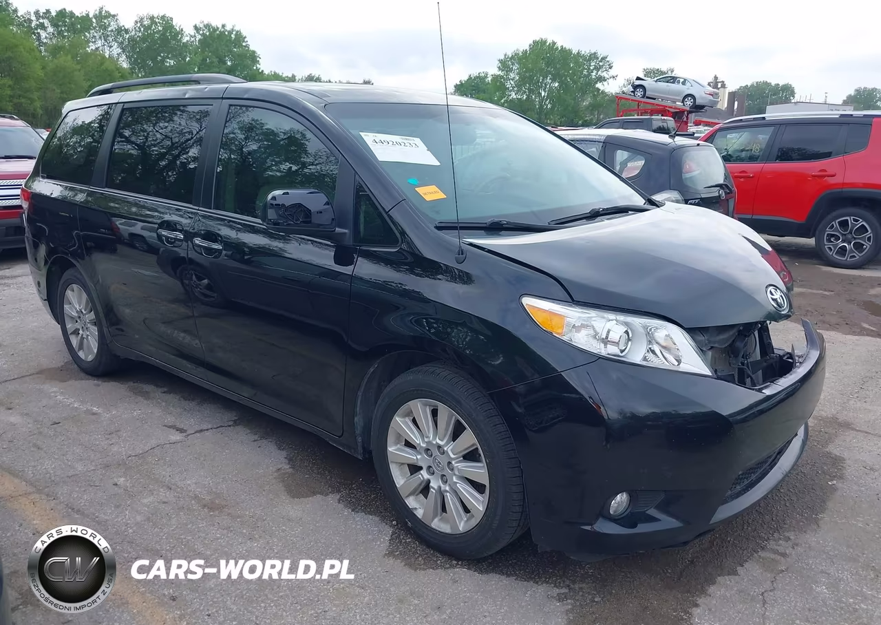 2013 Toyota Sienna Xle 7 Passenger