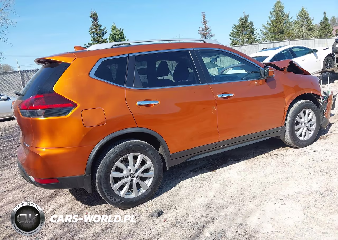 2018 Nissan Rogue Sv VIN:JN8AT2MV5JW343127 - 4