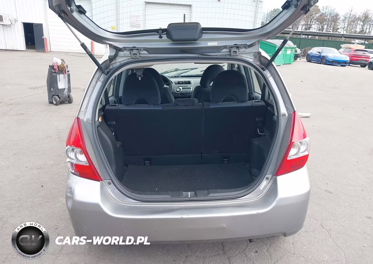 2007 Honda Fit VIN:JHMGD384X7S054348 - 19