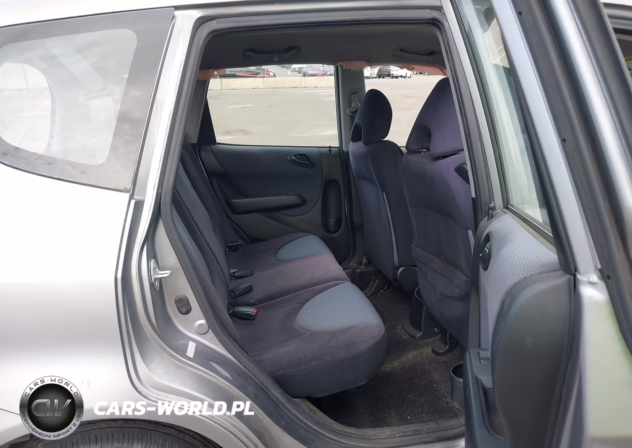 2007 Honda Fit VIN:JHMGD384X7S054348 - 8