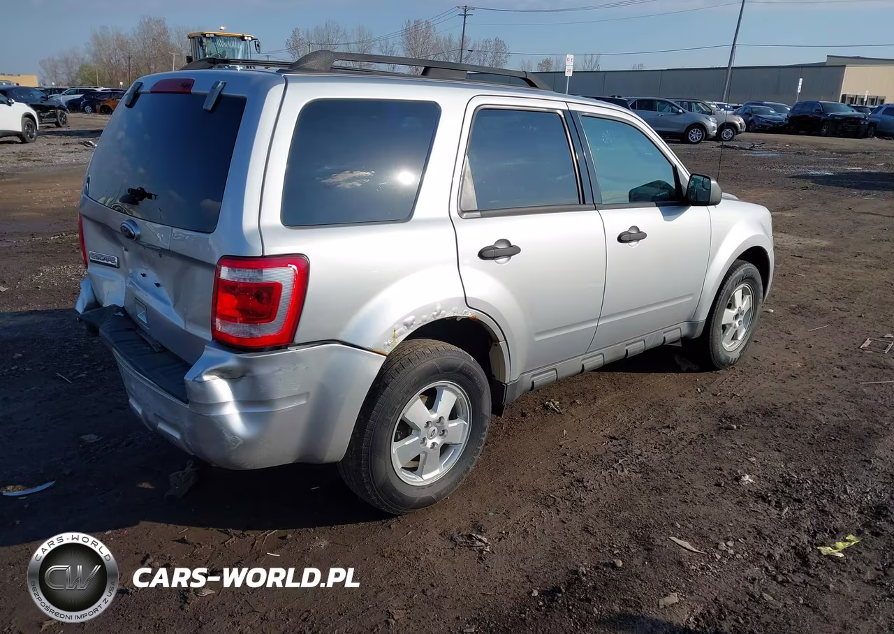 2012 Ford Escape Xlt VIN:1FMCU9D71CKA21022 - 4