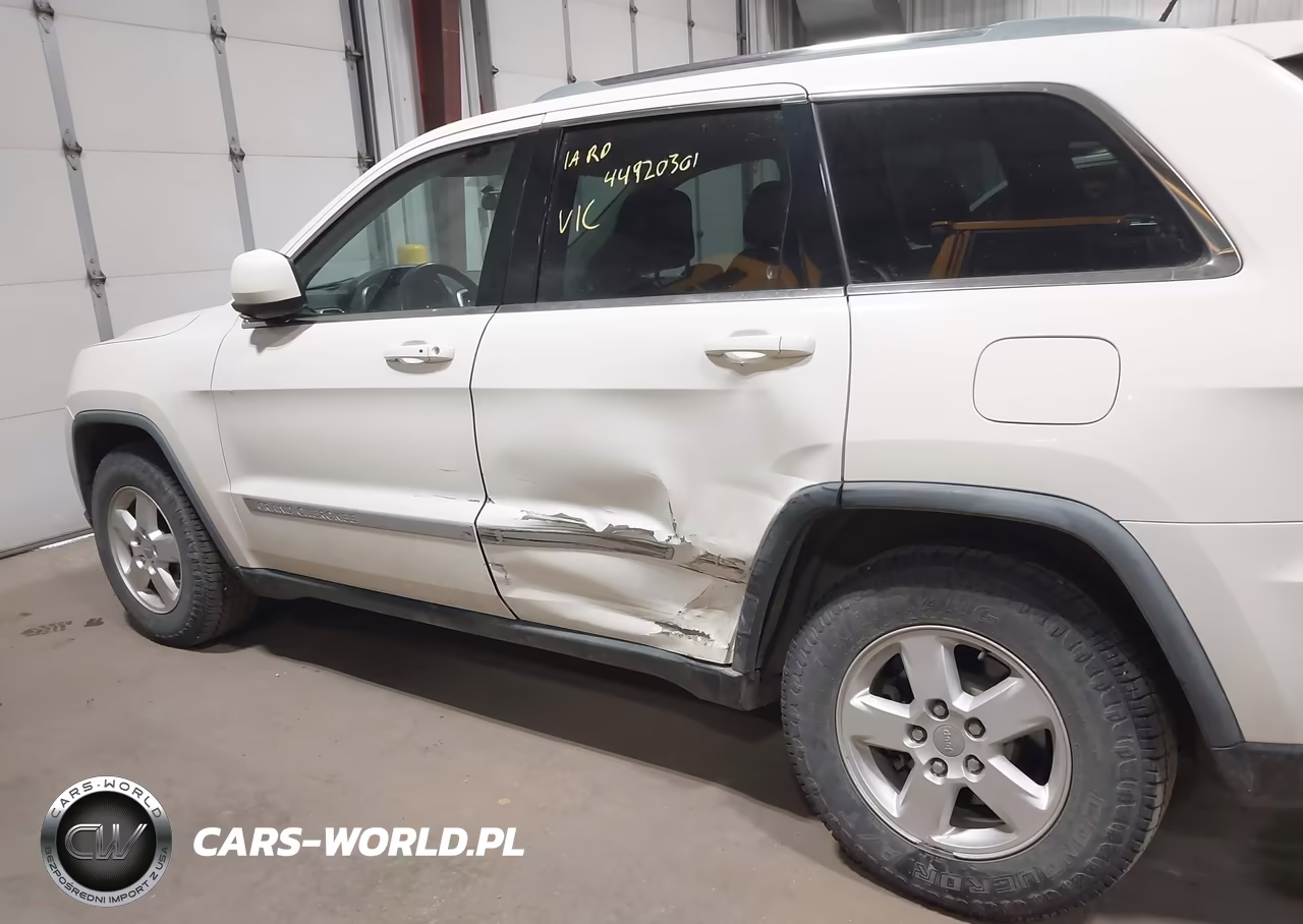 2012 Jeep Grand Cherokee Laredo VIN:1C4RJFAG3CC149198 - 6