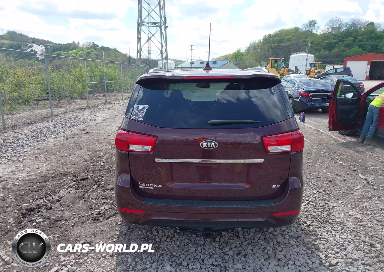 2018 Kia Sedona Ex VIN:KNDMC5C16J6398260 - 16