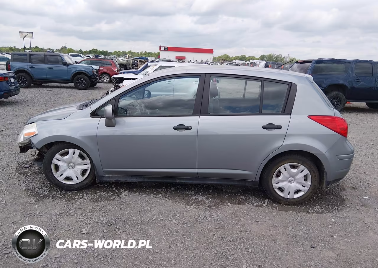 2010 Nissan Versa 1.8S VIN:3N1BC1CP0AL460717 - 14