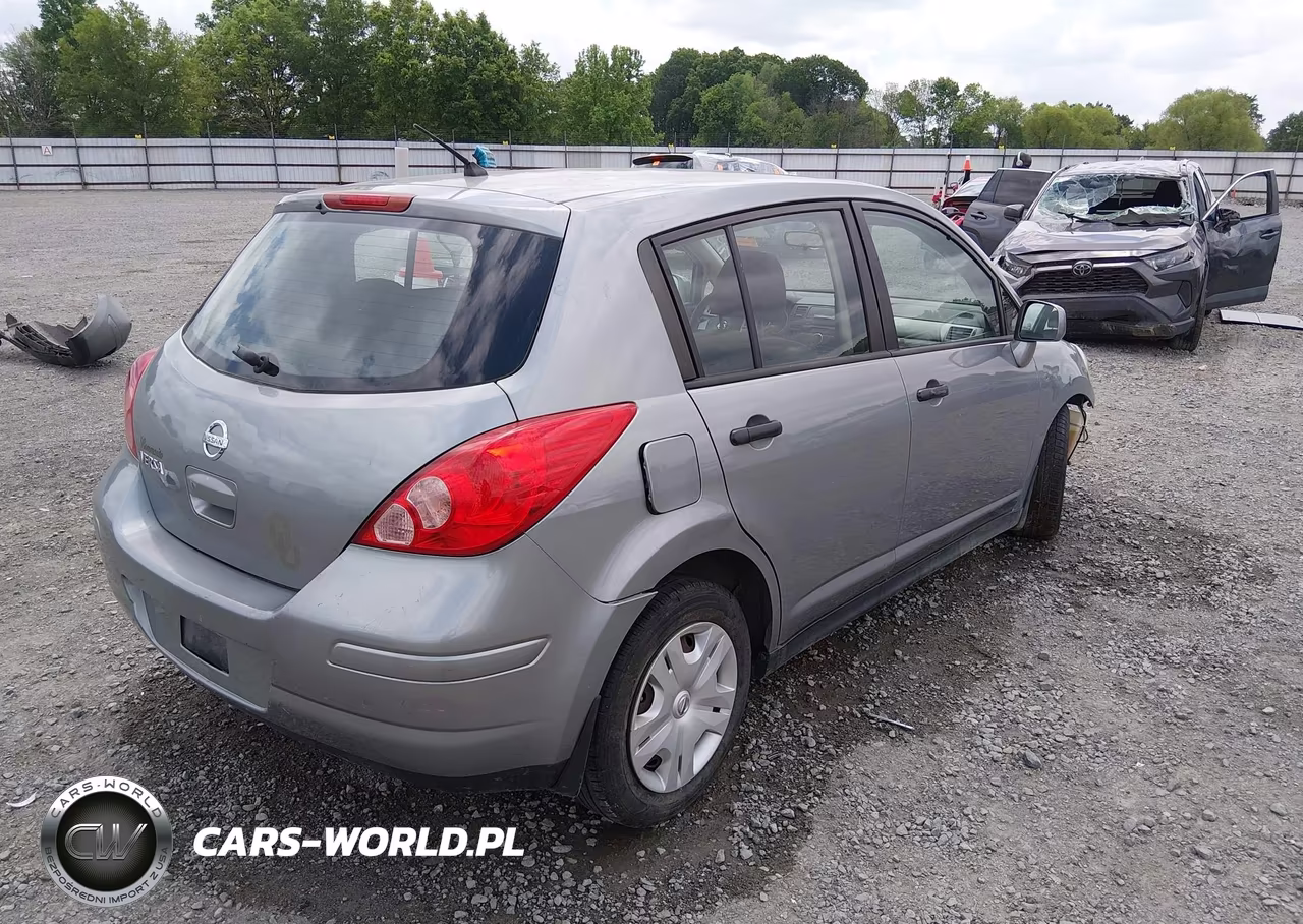 2010 Nissan Versa 1.8S VIN:3N1BC1CP0AL460717 - 4