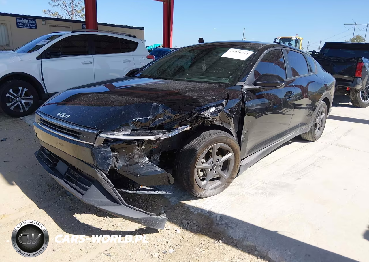 2025 Kia K4 Lxs VIN:3KPFT4DE9SE106200 - 2