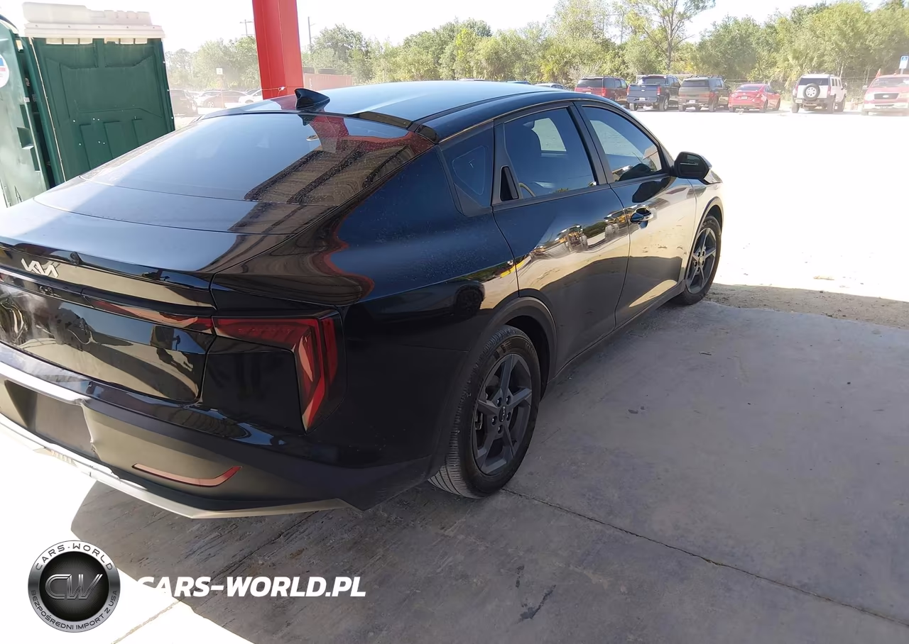 2025 Kia K4 Lxs VIN:3KPFT4DE9SE106200 - 4