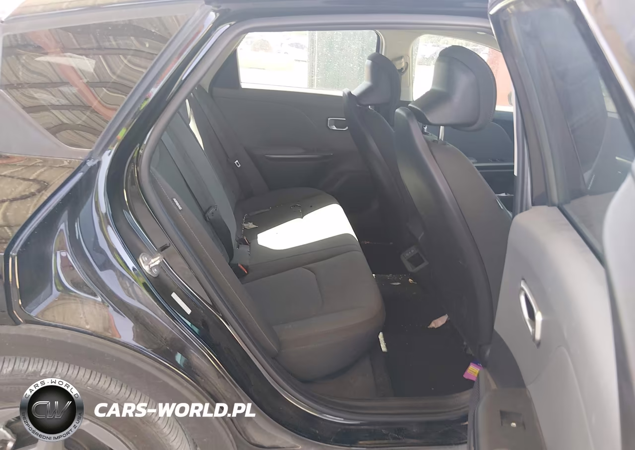 2025 Kia K4 Lxs VIN:3KPFT4DE9SE106200 - 8
