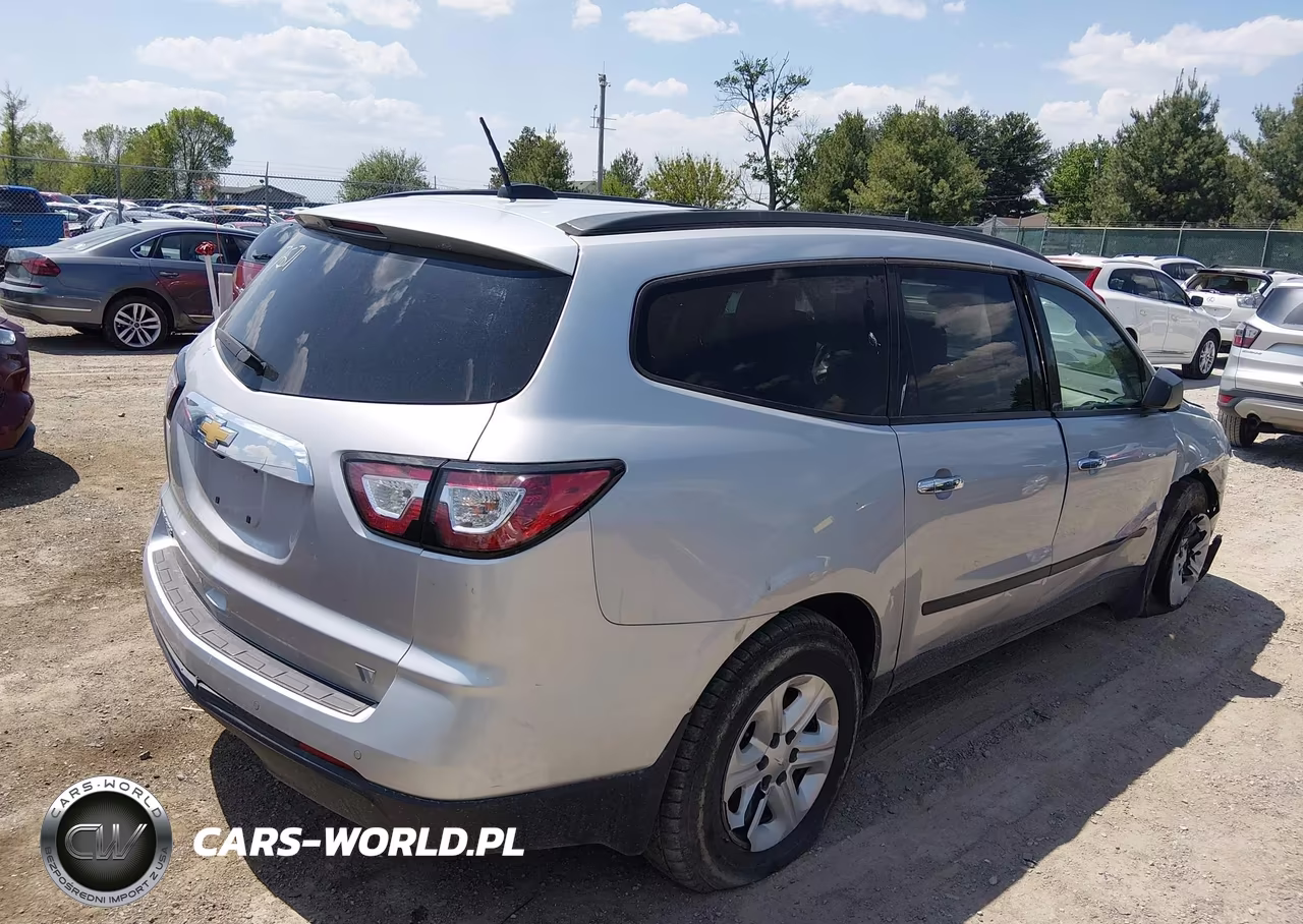 2017 Chevrolet Traverse Ls VIN:1GNKRFED2HJ197571 - 4