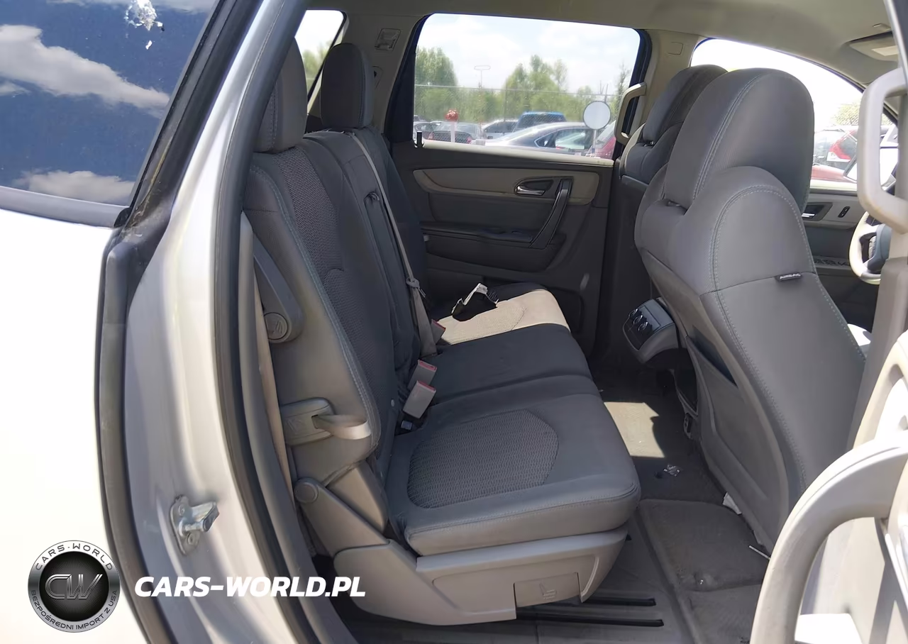 2017 Chevrolet Traverse Ls VIN:1GNKRFED2HJ197571 - 8