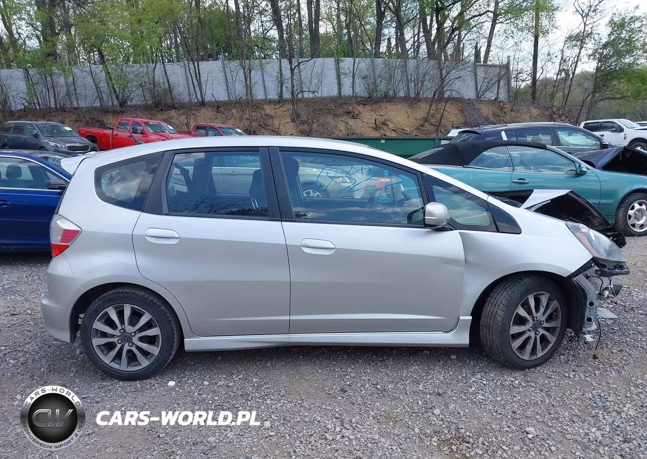 2012 Honda Fit Sport VIN:JHMGE8H5XCC004251 - 14