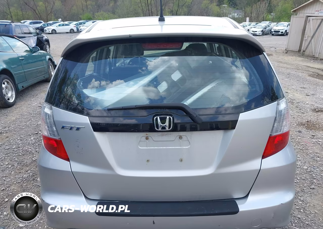 2012 Honda Fit Sport VIN:JHMGE8H5XCC004251 - 17