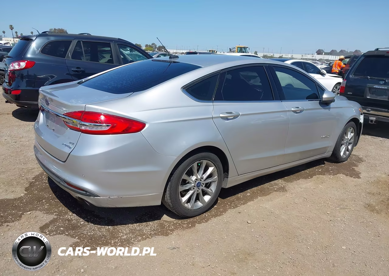 2017 Ford Fusion Hybrid Se VIN:3FA6P0LU3HR313744 - 4