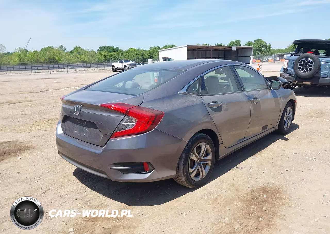 2017 Honda Civic Lx VIN:2HGFC2F55HH532076 - 4