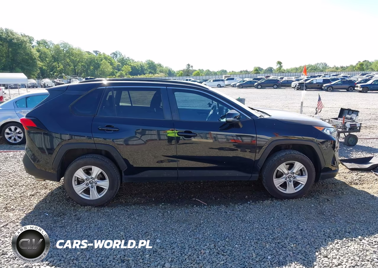 2020 Toyota Rav4 Xle VIN:2T3W1RFV2LW067102 - 13