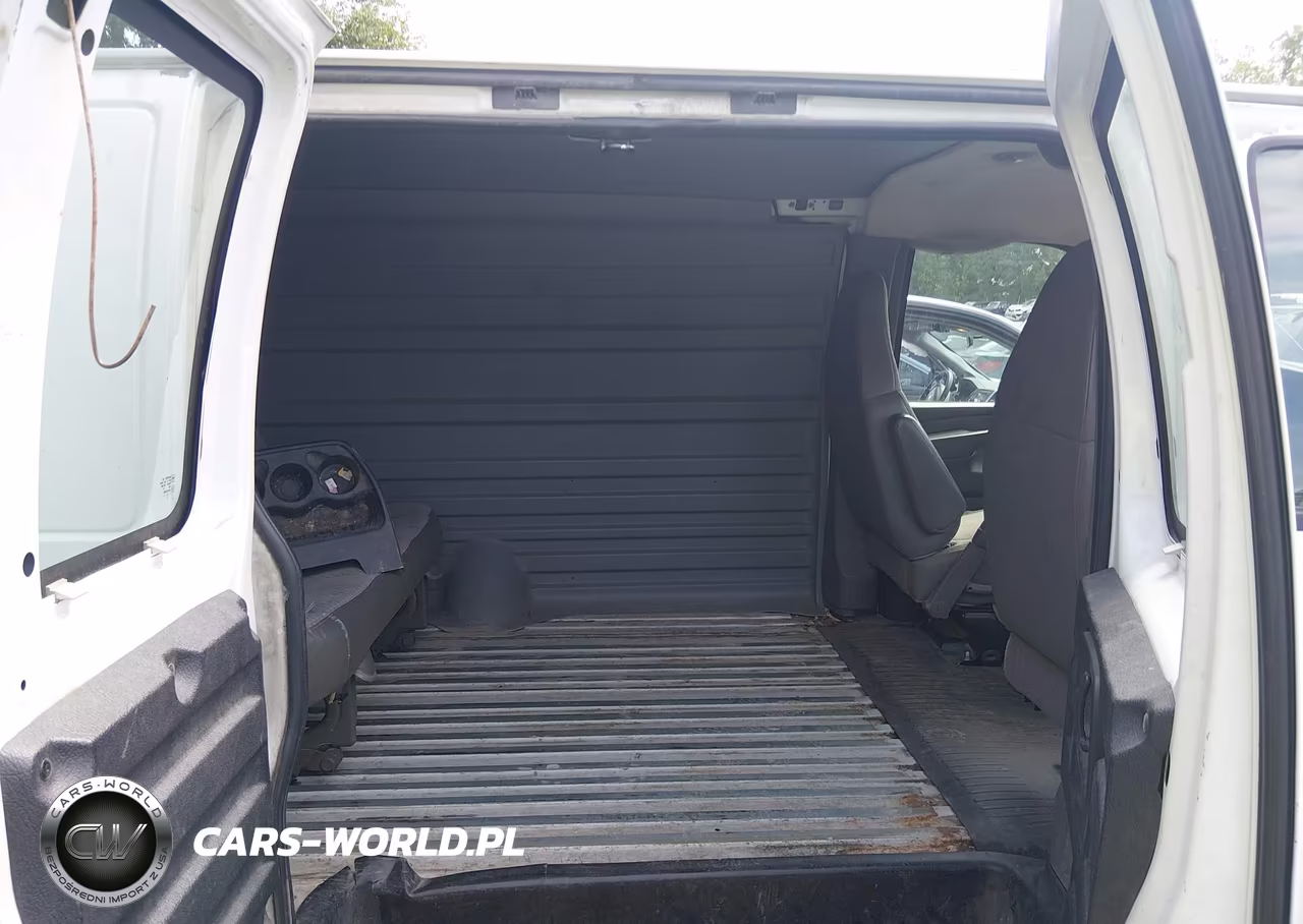 2008 Chevrolet Express Work Van VIN:1GCGG29C281115207 - 8