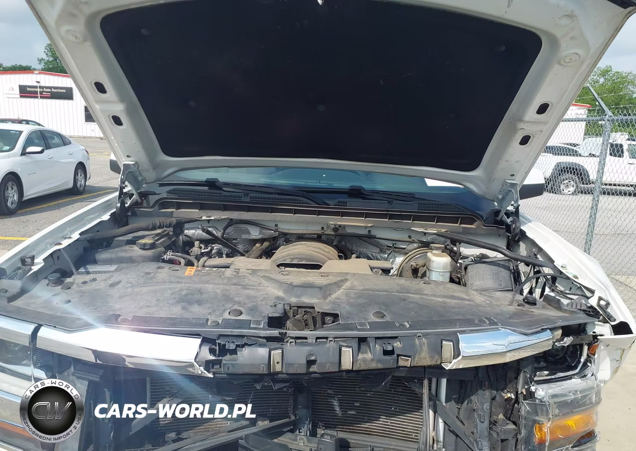 2018 Chevrolet Silverado 1500 1Lt VIN:3GCPCREC2JG252813 - 10
