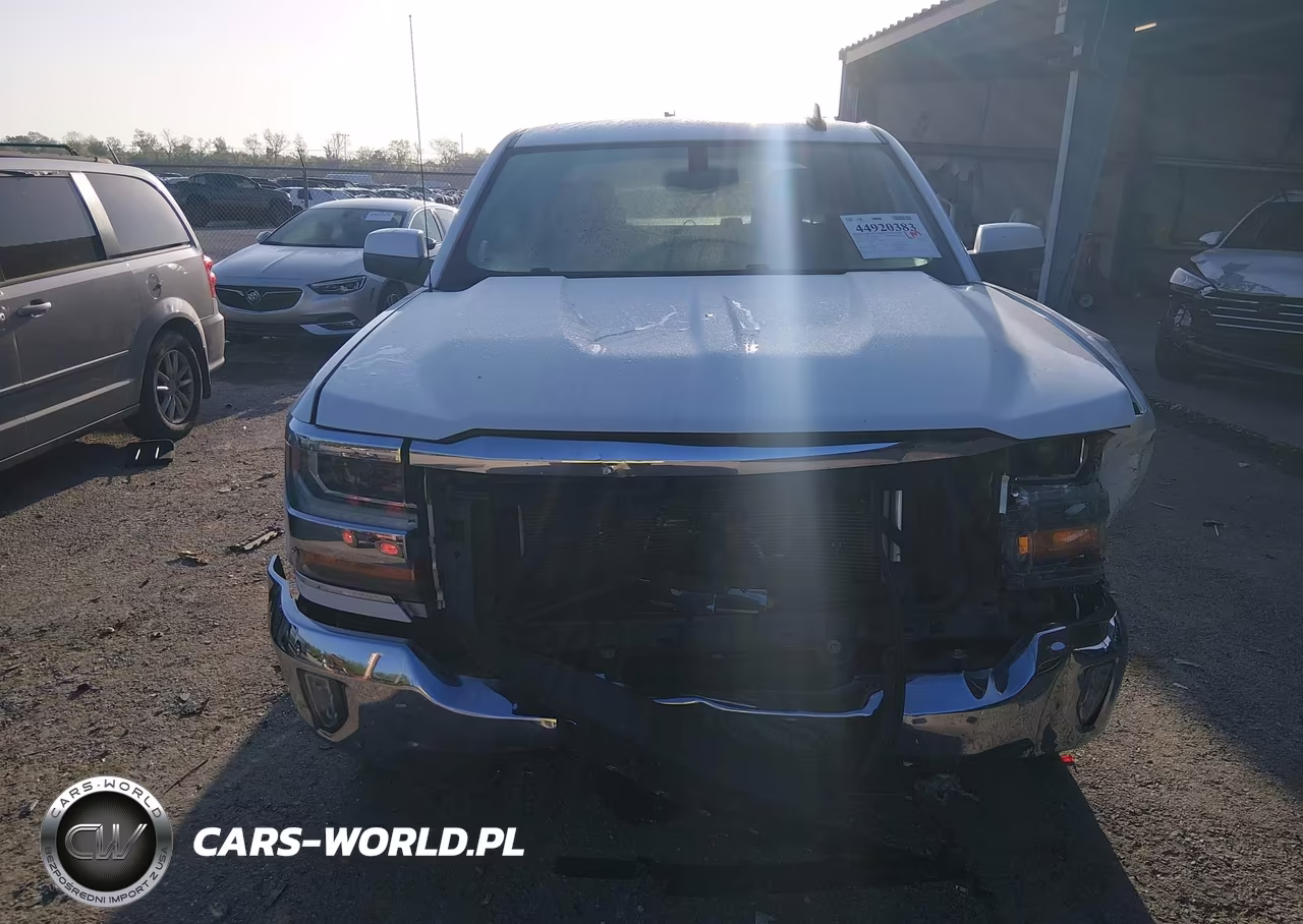 2018 Chevrolet Silverado 1500 1Lt VIN:3GCPCREC2JG252813 - 12