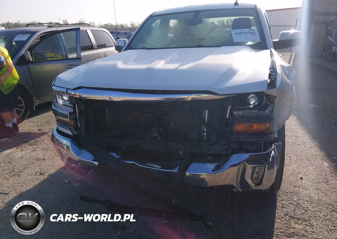 2018 Chevrolet Silverado 1500 1Lt VIN:3GCPCREC2JG252813 - 6