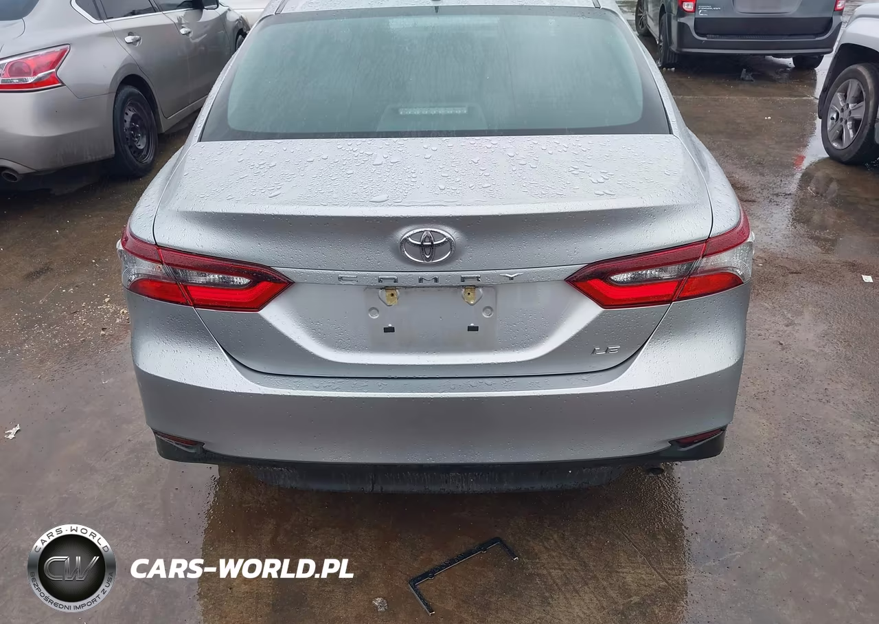 2021 Toyota Camry Le VIN:4T1C11AKXMU604181 - 16