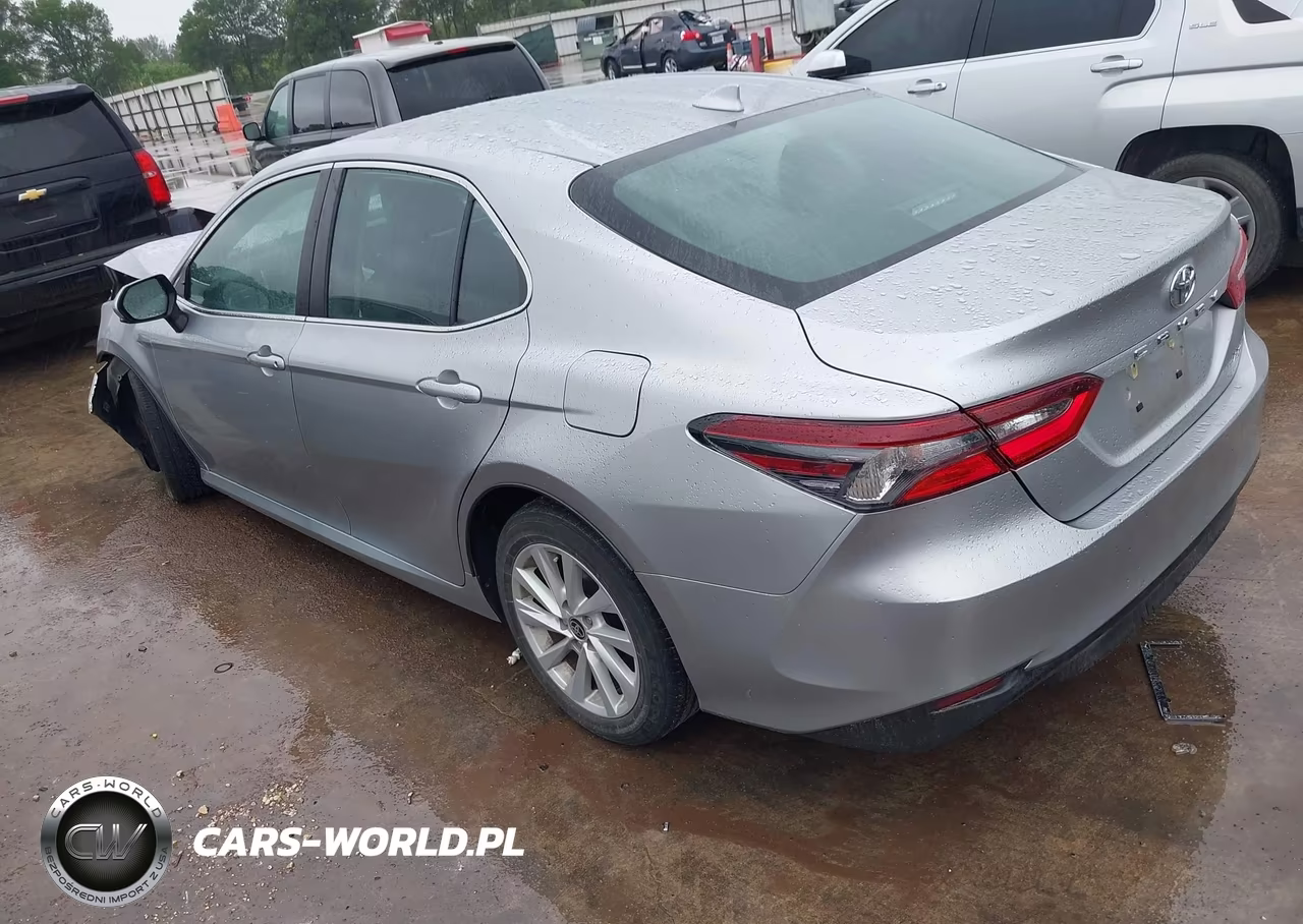 2021 Toyota Camry Le VIN:4T1C11AKXMU604181 - 3