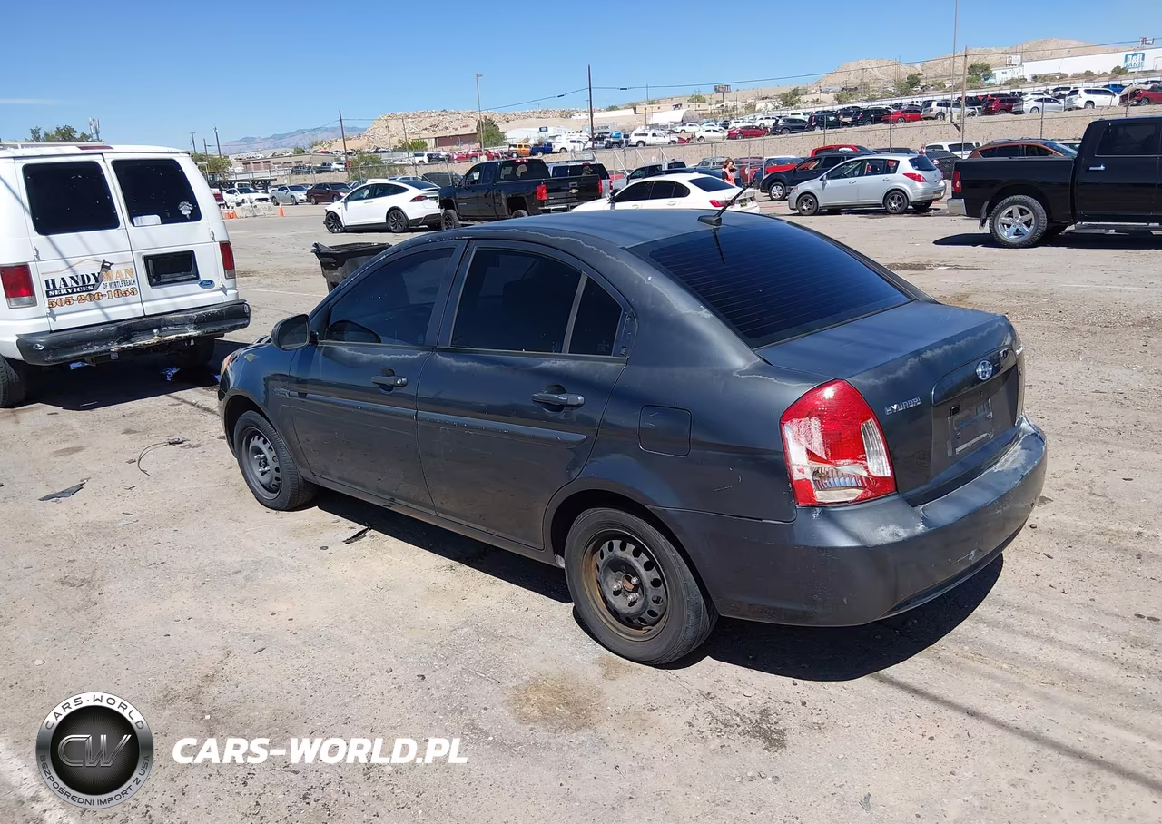 2010 Hyundai Accent Gls VIN:KMHCN4AC5AU472375 - 3