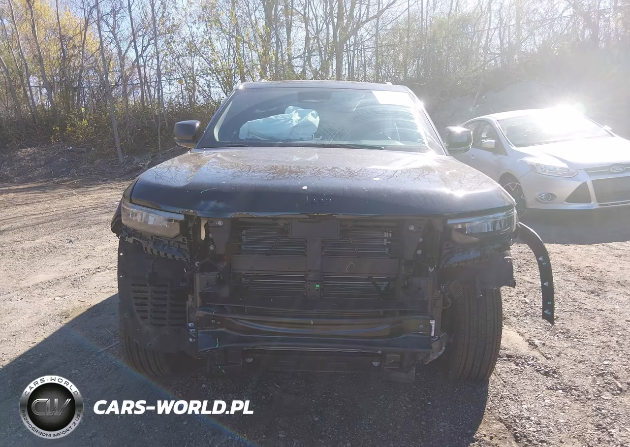 2025 Jeep Grand Cherokee Altitude X 4X4 VIN:1C4RJHAG0SC301321 - 13