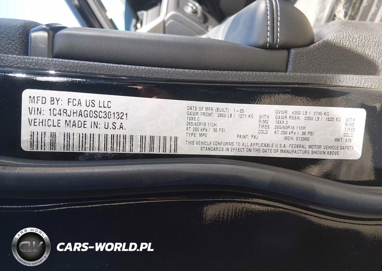 2025 Jeep Grand Cherokee Altitude X 4X4 VIN:1C4RJHAG0SC301321 - 9