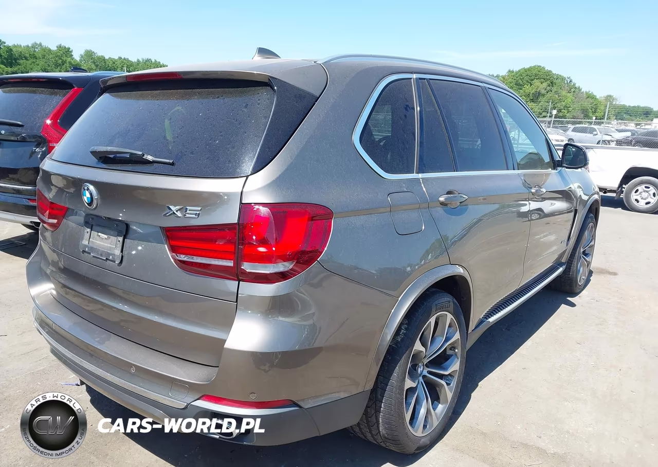 2017 BMW X5 xDrive35I VIN:5UXKR0C55H0V66347 - 4