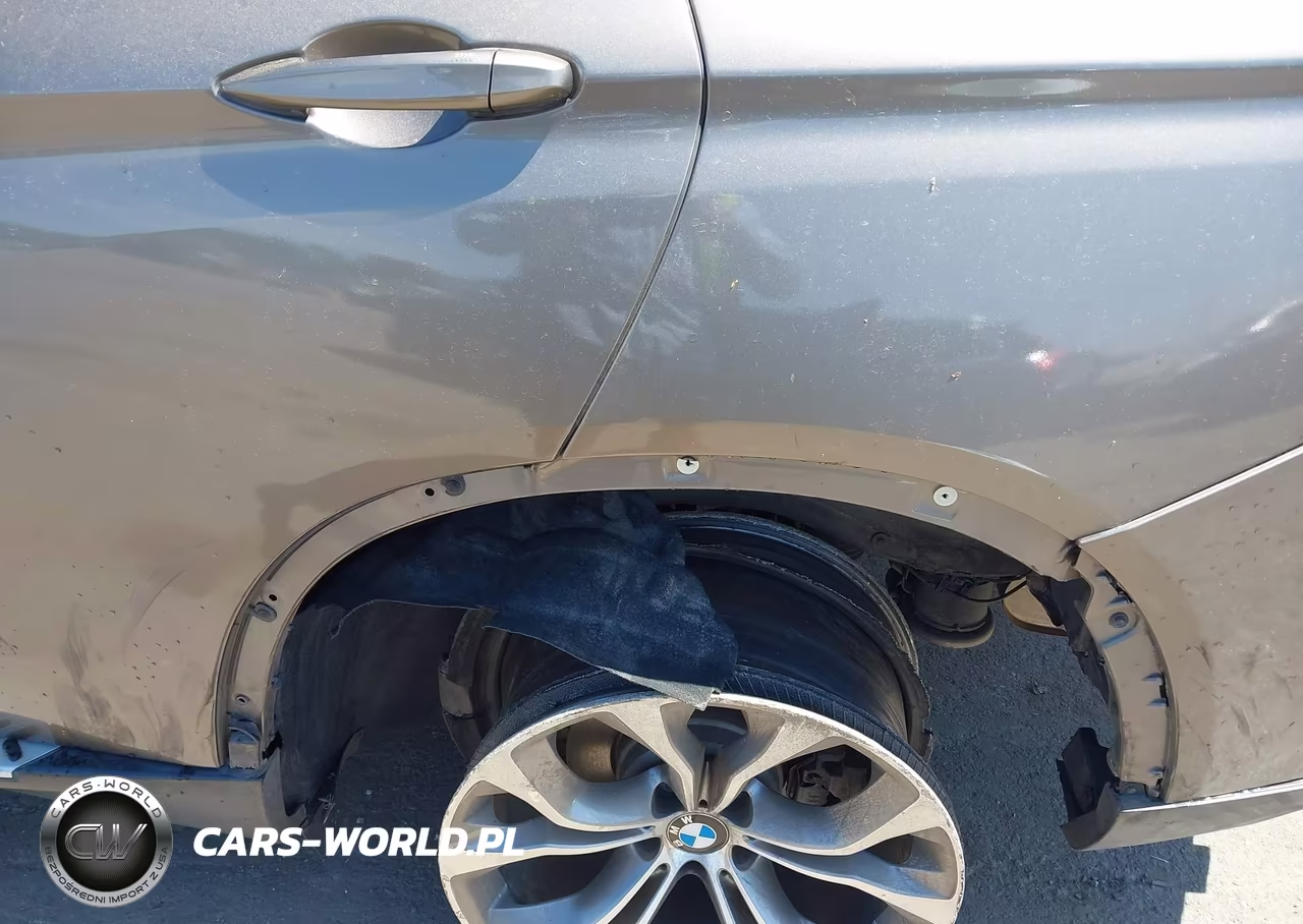 2017 BMW X5 xDrive35I VIN:5UXKR0C55H0V66347 - 6