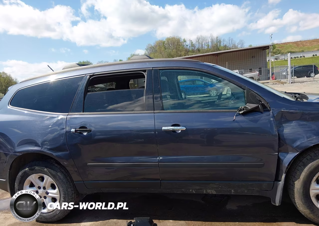 2014 Chevrolet Traverse Ls VIN:1GNKVFEDXEJ159707 - 14