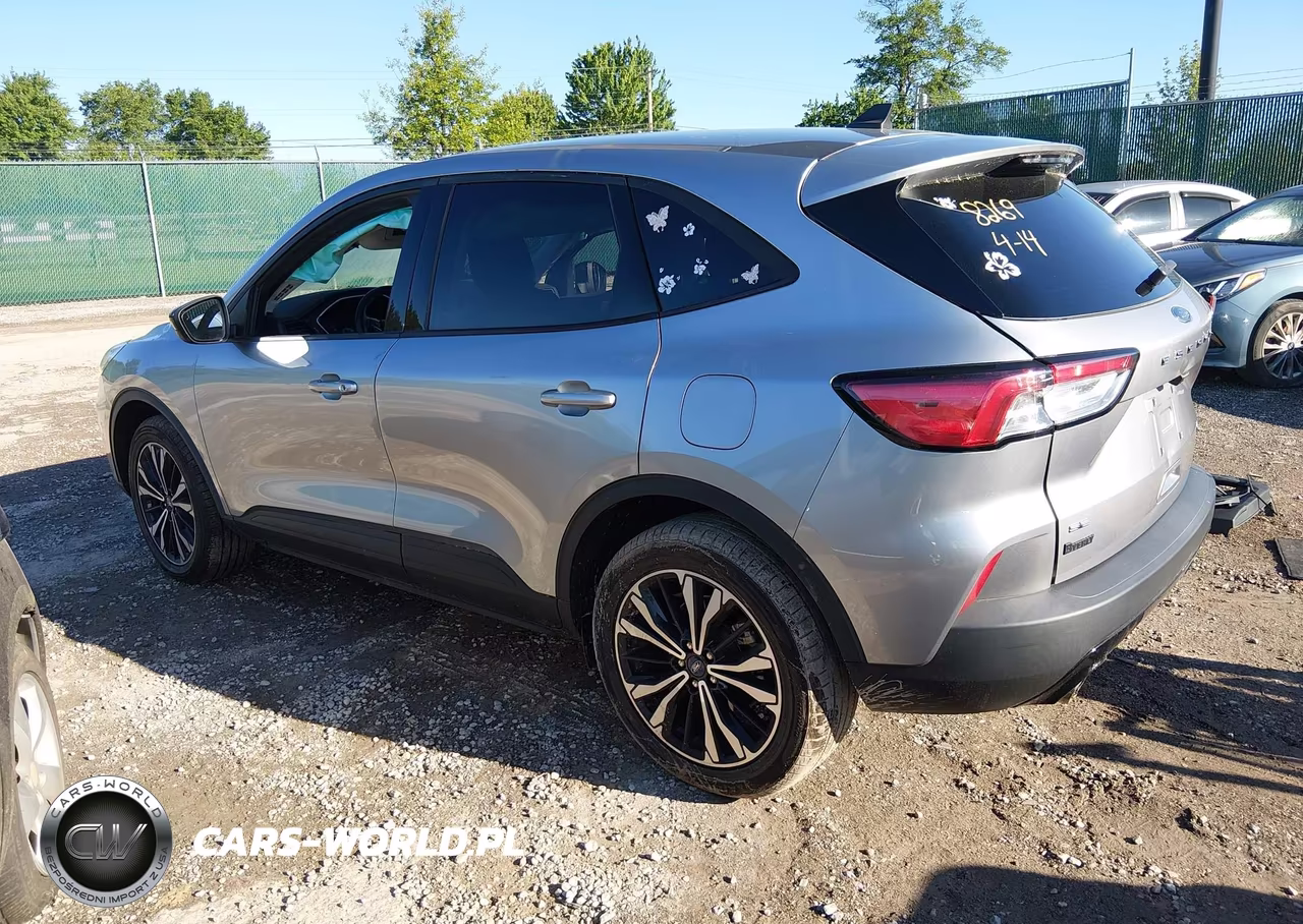 2022 Ford Escape Se VIN:1FMCU9G67NUA38269 - 3