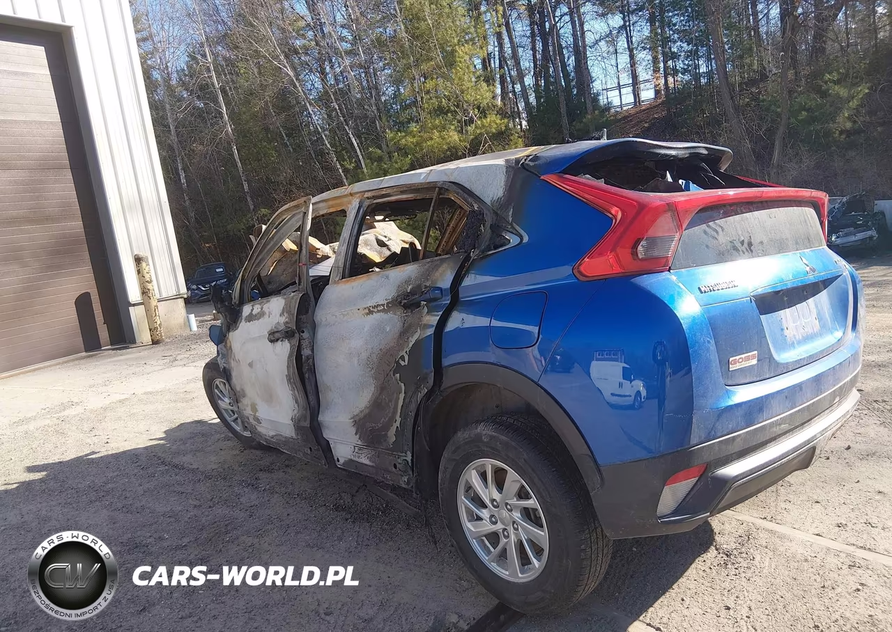 2018 Mitsubishi Eclipse Cross Es VIN:JA4AT3AA6JZ066404 - 3