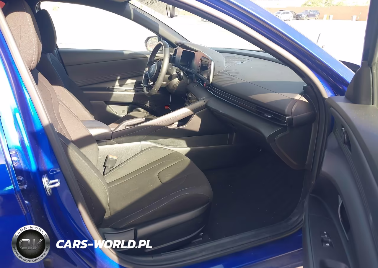 2025 Hyundai Elantra Sel Sport VIN:KMHLM4DG5SU868518 - 5