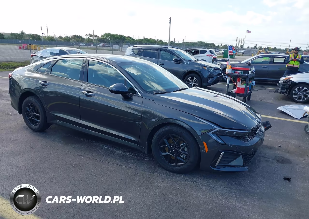 2026 Kia K5 Lxs Fwd – zdjęcie 1 z 16