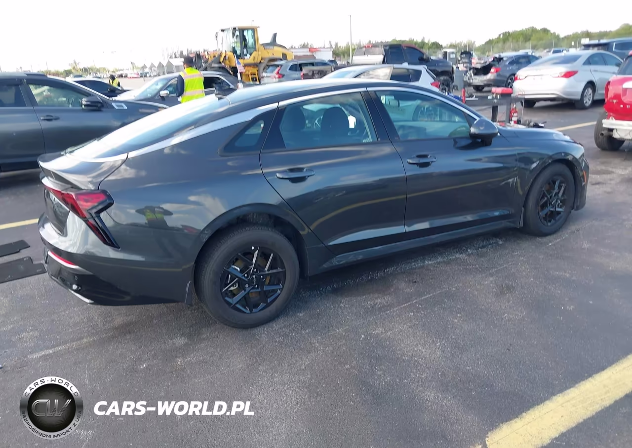 2026 Kia K5 Lxs Fwd VIN:KNAG24J7XT5422289 - 4
