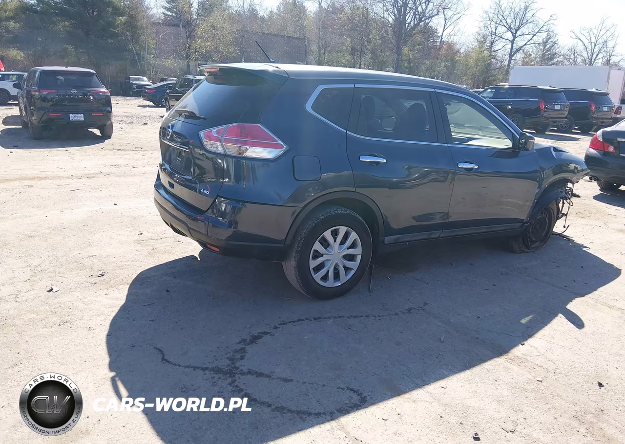 2015 Nissan Rogue S VIN:5N1AT2MV8FC779745 - 4