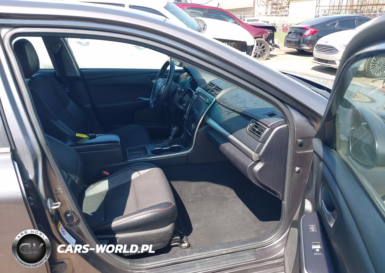 2017 Toyota Camry Se VIN:4T1BF1FK8HU371364 - 5