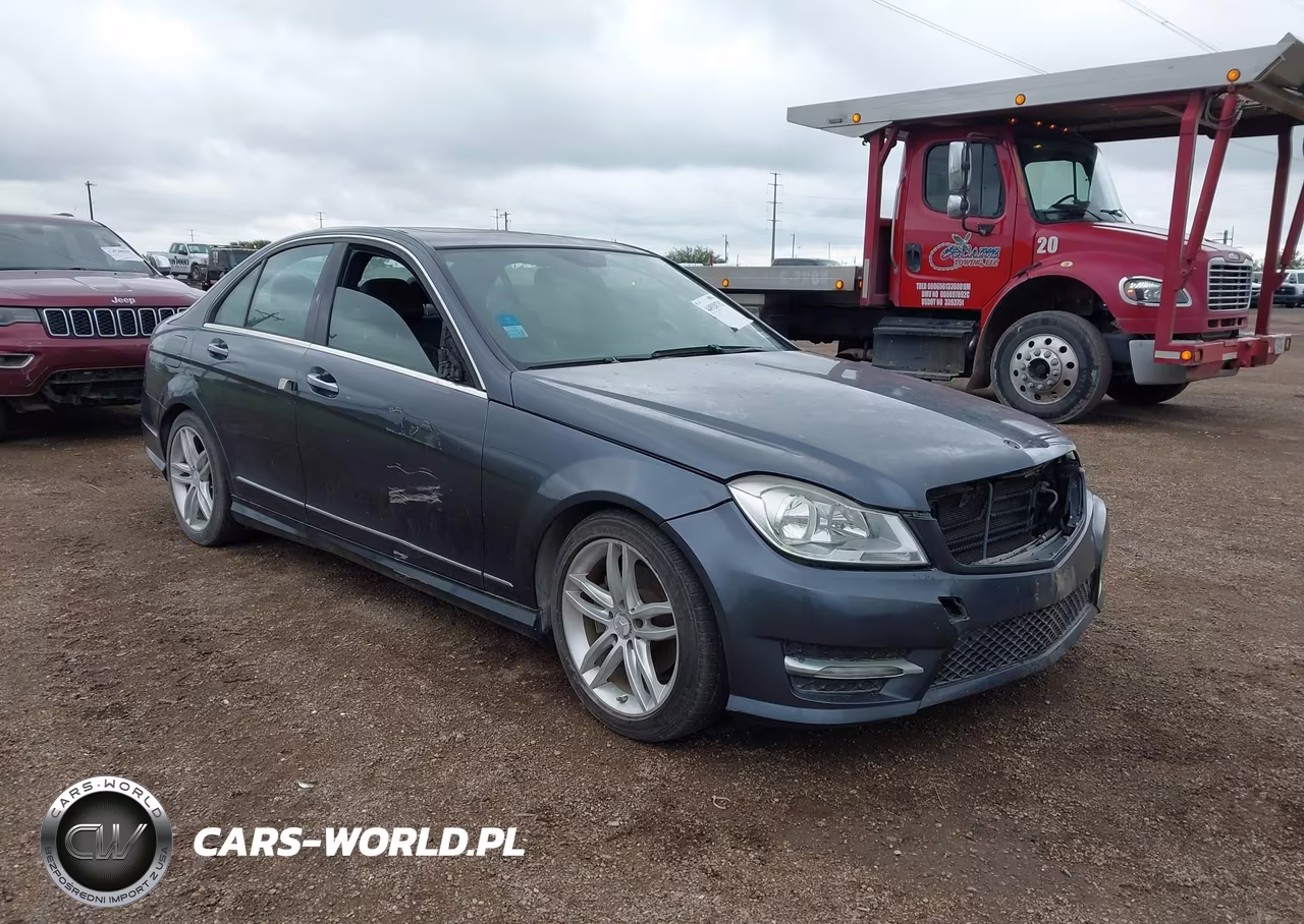 2013 Mercedes-Benz C 250 Sport