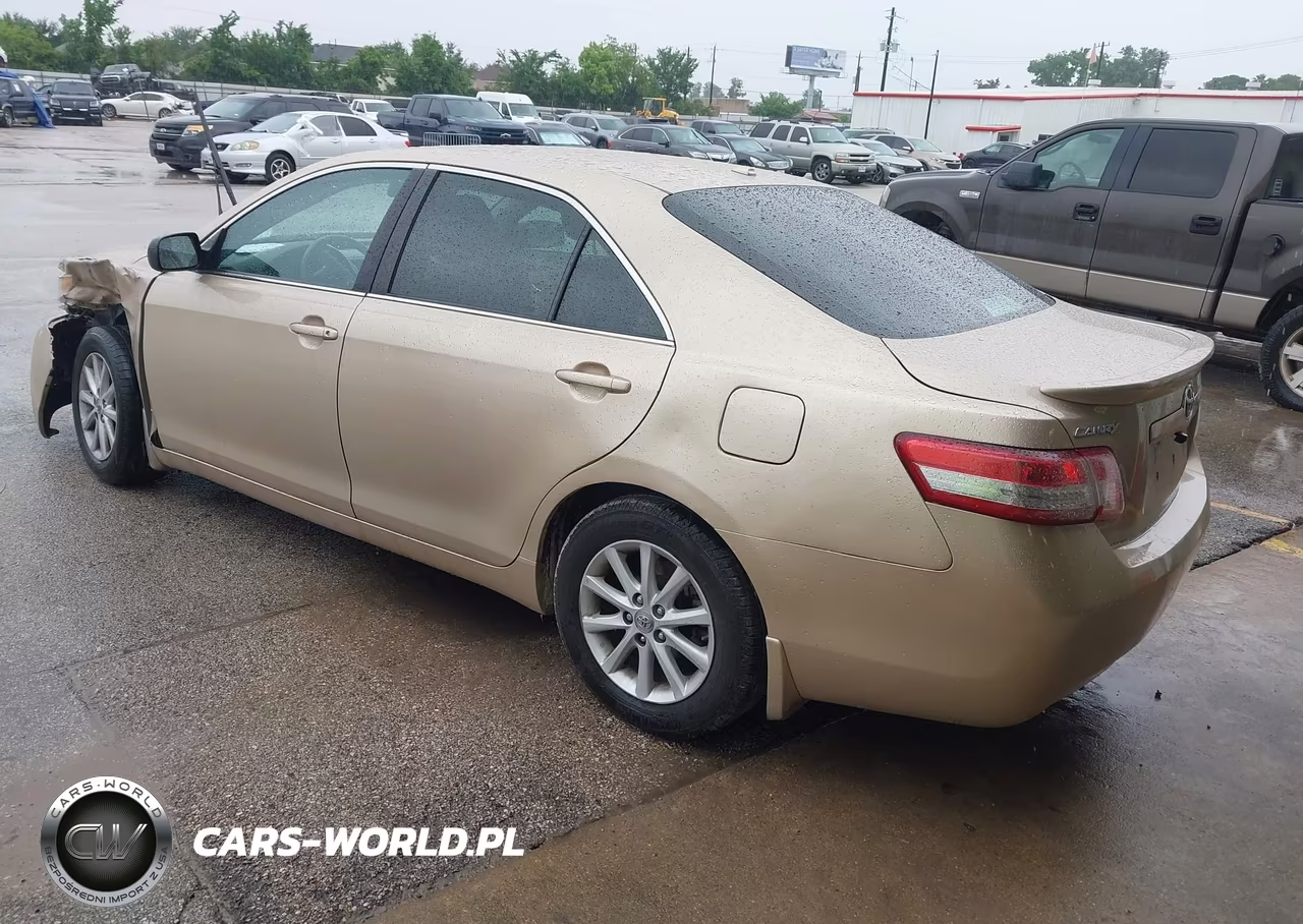 2010 Toyota Camry Le VIN:4T4BF3EK0AR014091 - 3