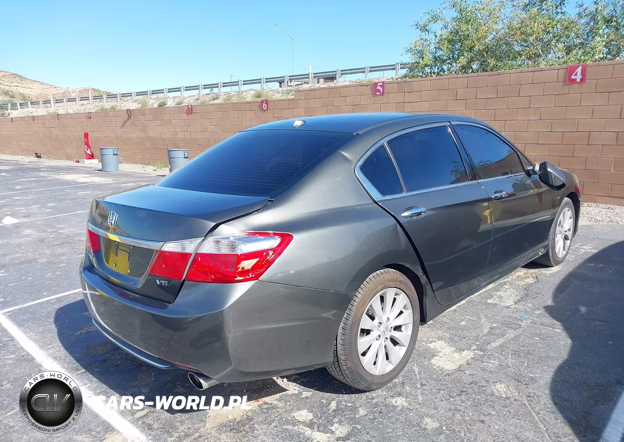 2015 Honda Accord Ex-L V-6 VIN:1HGCR3F82FA002970 - 4