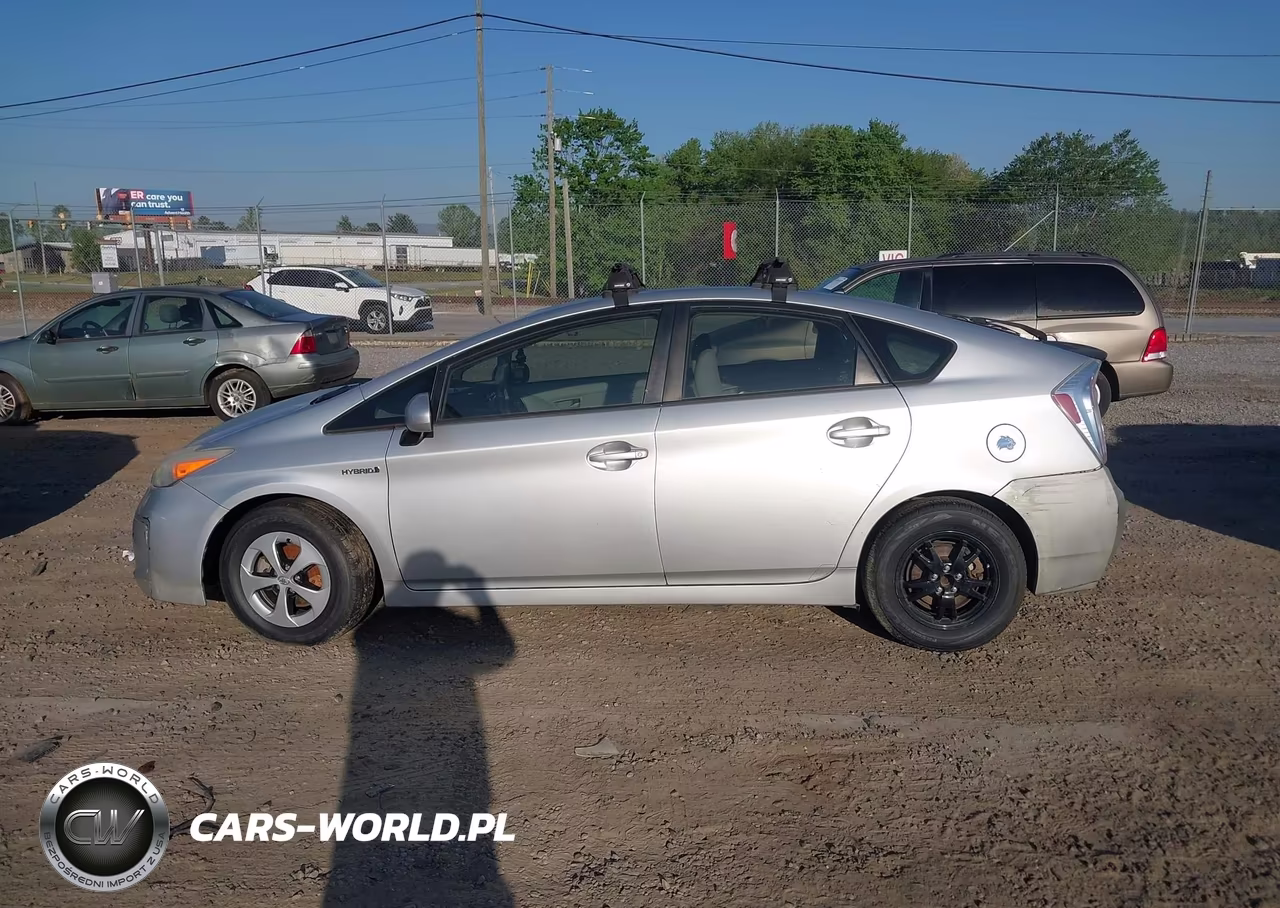 2012 Toyota Prius Two VIN:JTDKN3DUXC5394249 - 14