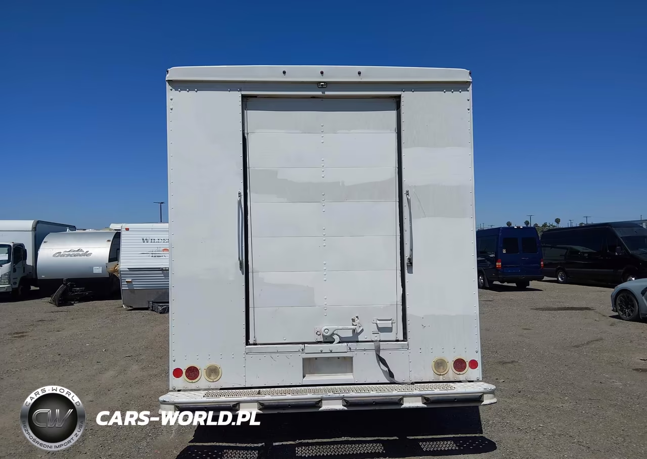 2015 Ford E-450 Stripped VIN:1FC3E4KL5FDA06617 - 15