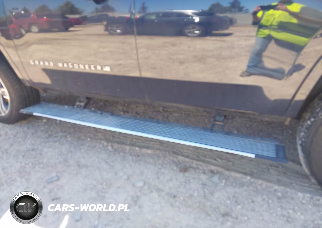 2024 Jeep Grand Wagoneer 4X4 VIN:1C4SJVEP8RS110465 - 6
