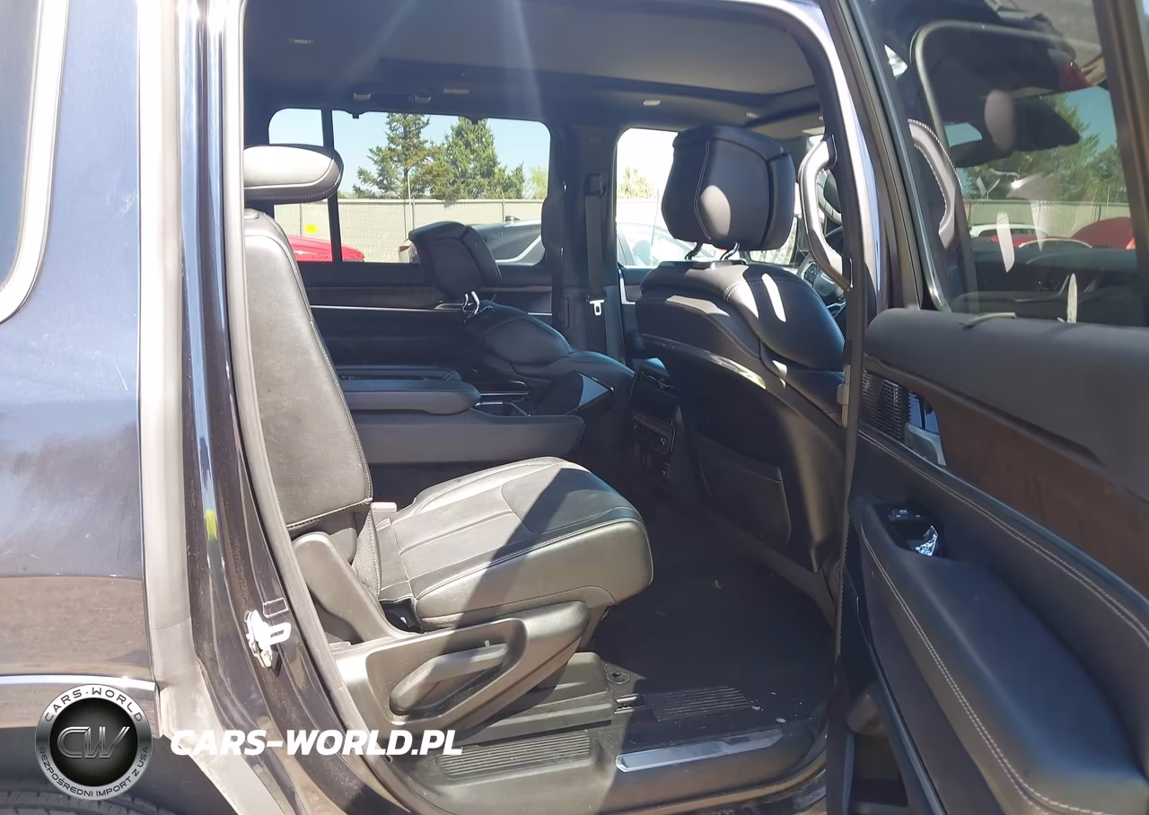 2024 Jeep Grand Wagoneer 4X4 VIN:1C4SJVEP8RS110465 - 8