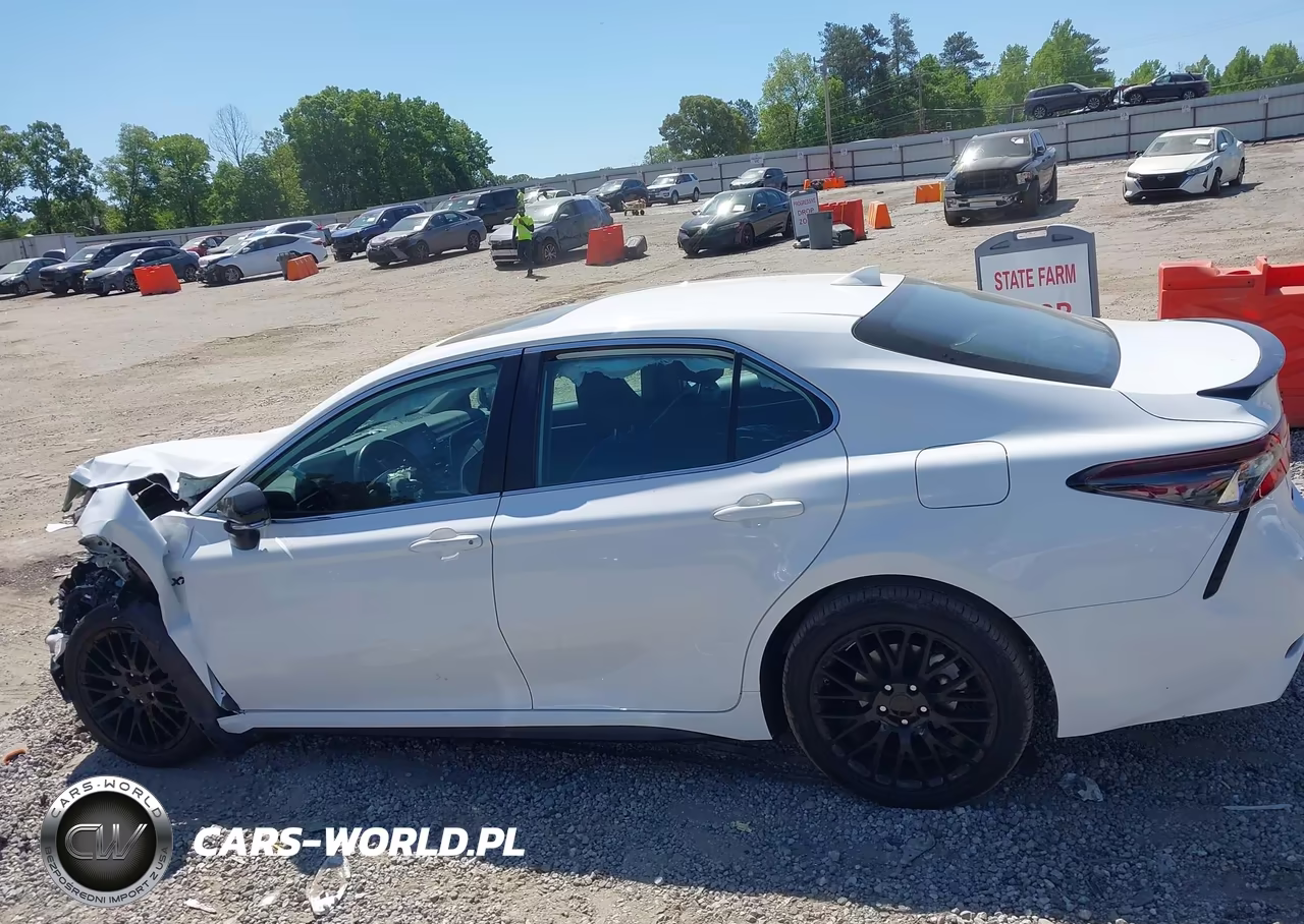2024 Toyota Camry Se VIN:4T1G11AK8RU882618 - 14