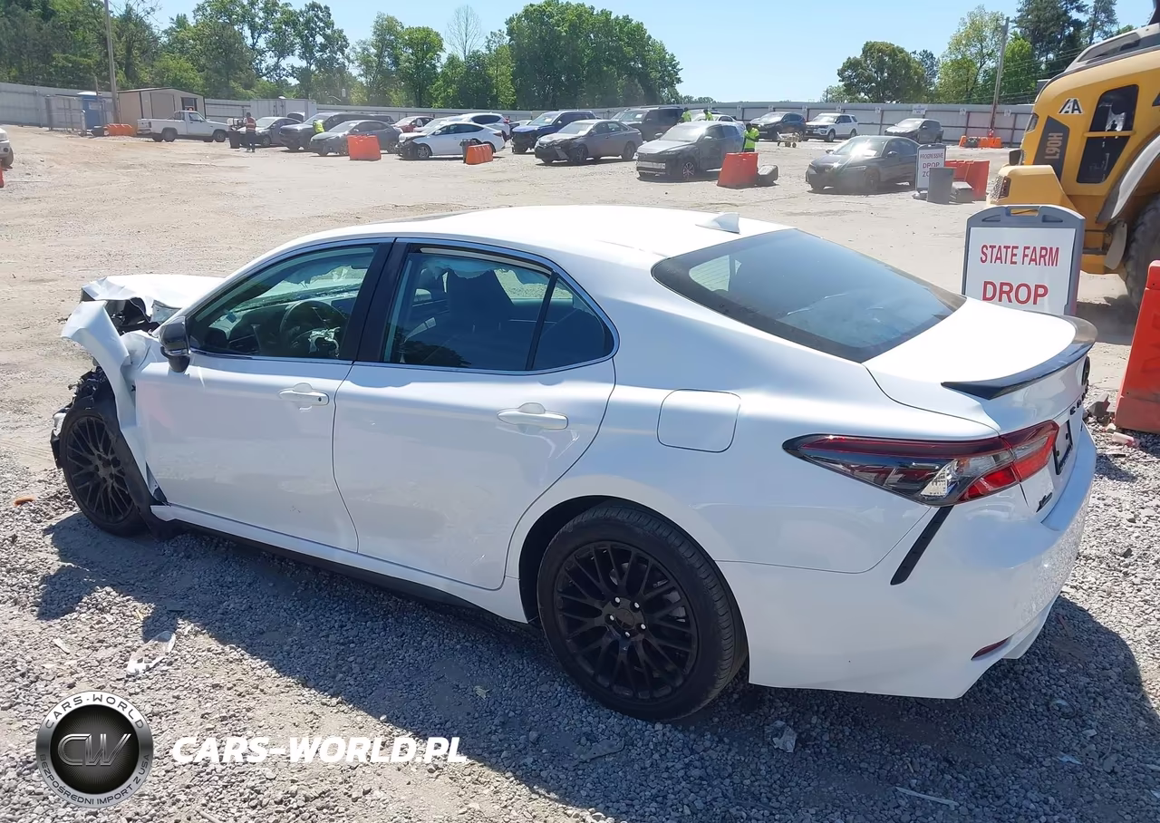 2024 Toyota Camry Se VIN:4T1G11AK8RU882618 - 3