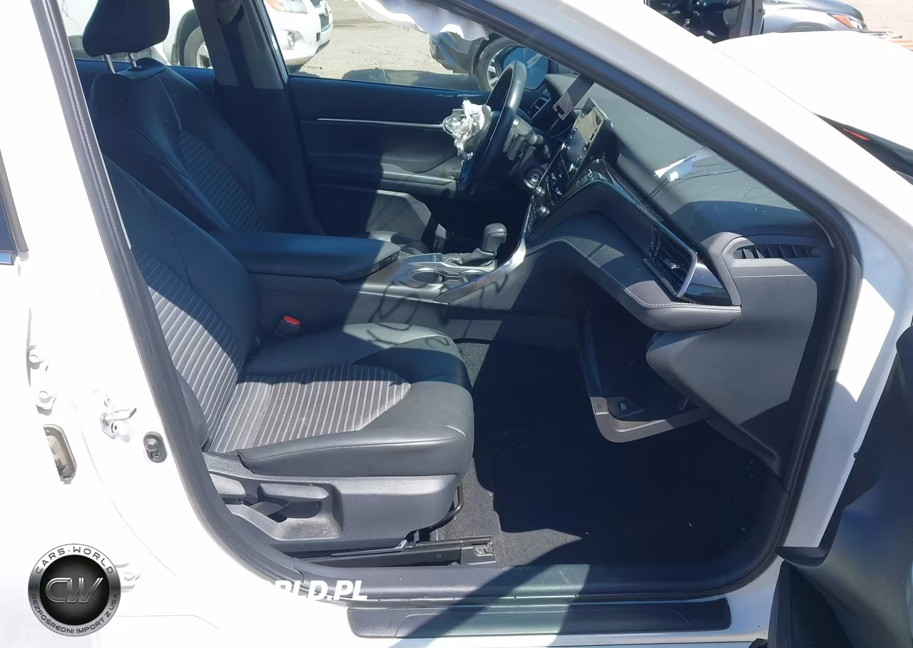 2024 Toyota Camry Se VIN:4T1G11AK8RU882618 - 5