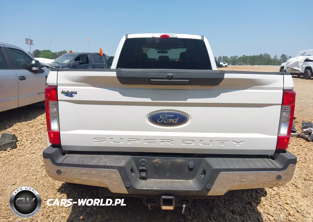 2017 Ford F-350 Xlt VIN:1FT8X3CT8HED63702 - 16